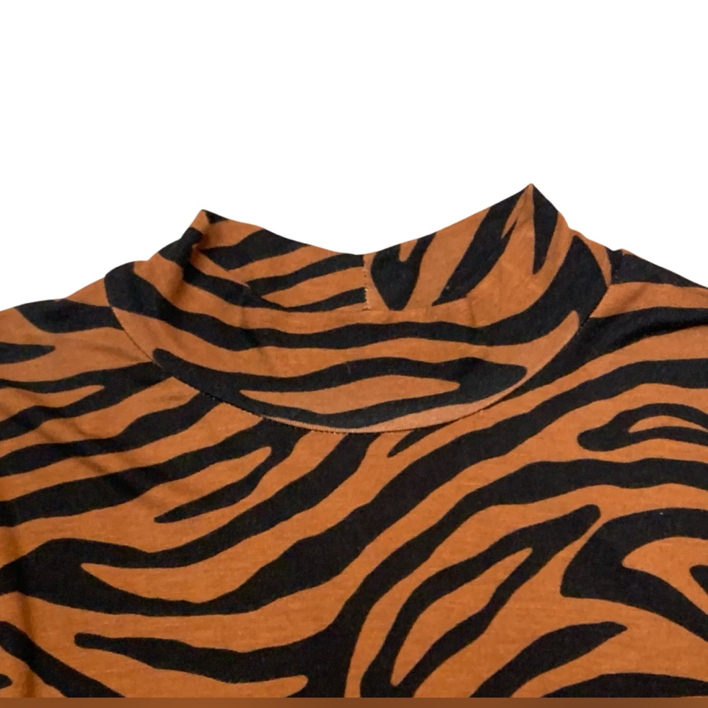 GB Girls Long Sleeve Animal Print Bodysuit - Junior’s XL NWT